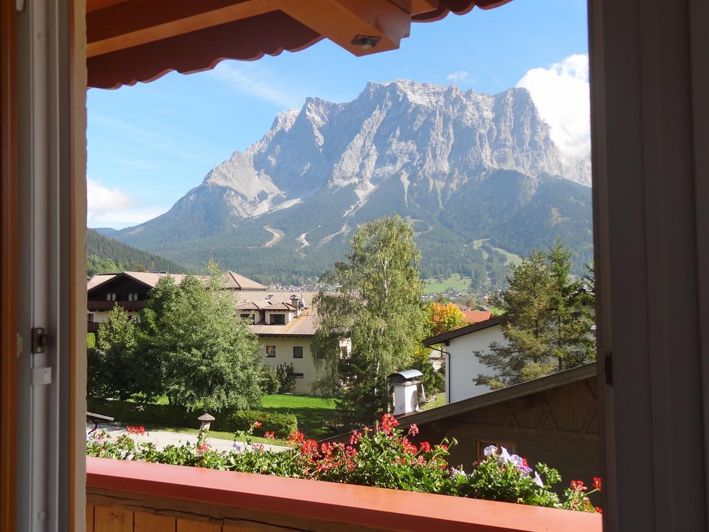 Tirolerhof Hotell Lermoos Rom bilde